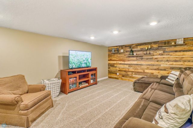 2827 110th Street S, Glyndon, MN 56547