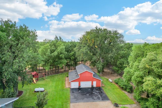 2827 110th Street S, Glyndon, MN 56547