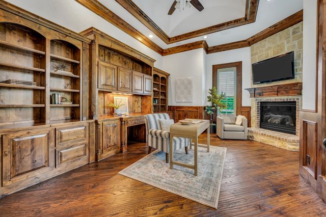 7101 Royal Birkdale Drive, Cleburne, TX 76033