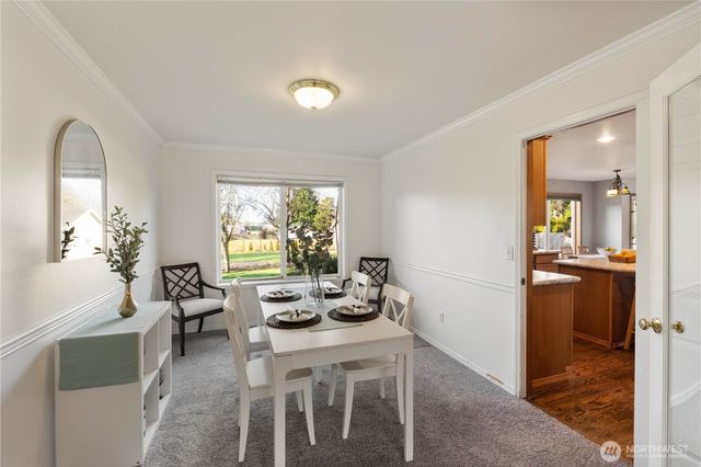 2208 215th Ave East, Lake Tapps, WA 98391