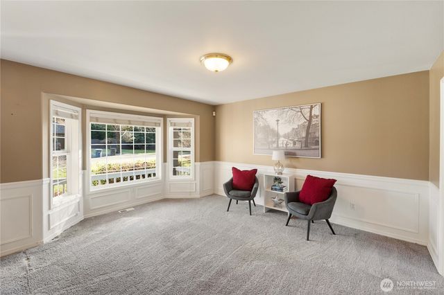 2208 215th Ave East, Lake Tapps, WA 98391