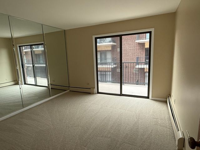 9520 Mayfield Avenue 212, Oak Lawn, IL 60453