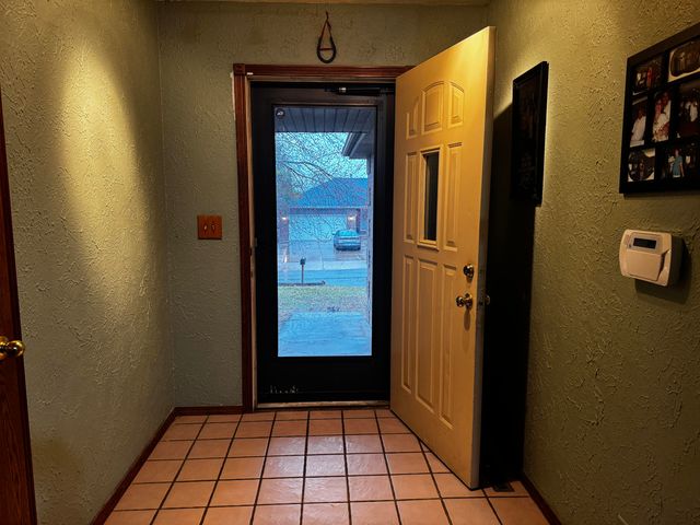 908 Domino Court, Nixa, MO 65714