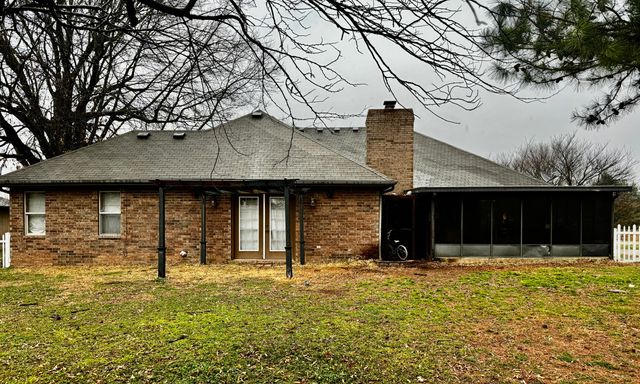 908 Domino Court, Nixa, MO 65714