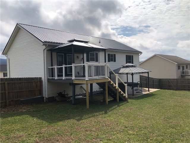 534 MADISON DRIVE, Georges Twp, PA 15478