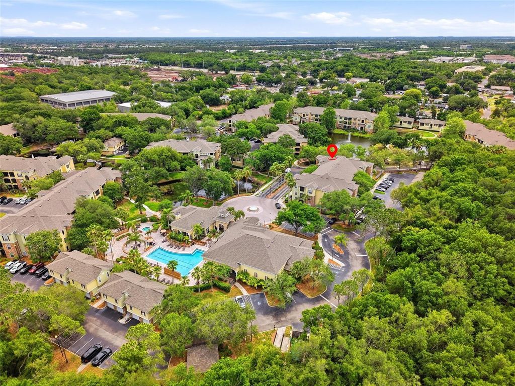 Image 32 of property listing at 9916 COURTNEY PALMS BOULEVARD 302, Tampa, FL 33619