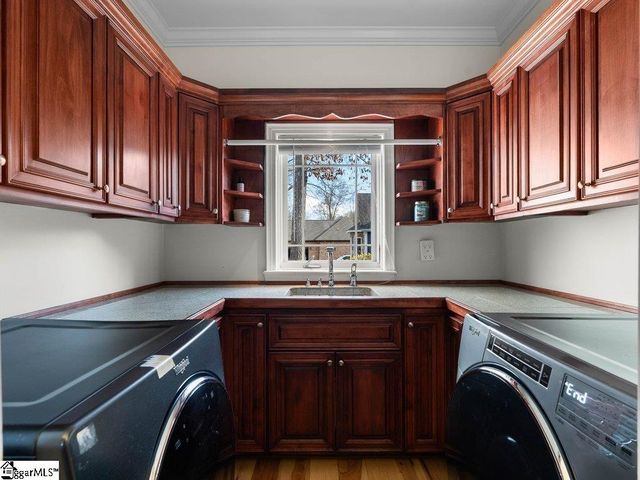 158 Lake Bowen Drive, Inman, SC 29349