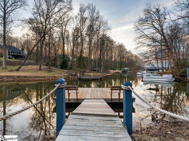 158 Lake Bowen Drive, Inman, SC 29349