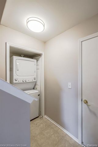 100 Evergreen Trail 60, Lake Orion, MI 48362