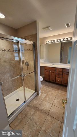 1557 EMERSON DR, Mount Joy, PA 17552