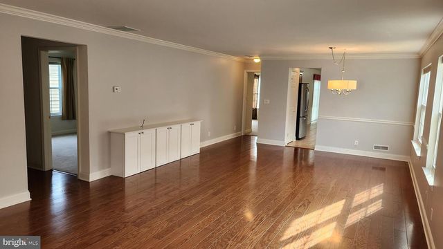 1557 EMERSON DR, Mount Joy, PA 17552