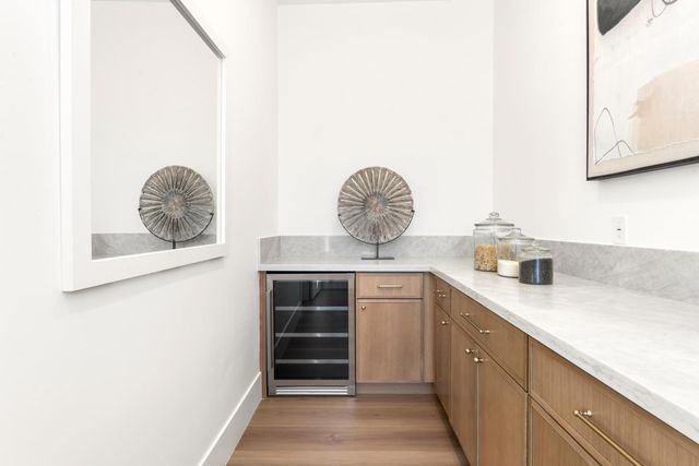 23222 Darkhorse Dr, Auburn, CA 95602