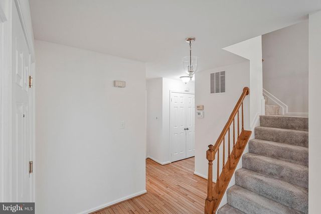 13141 LADYBANK LN, Herndon, VA 20171