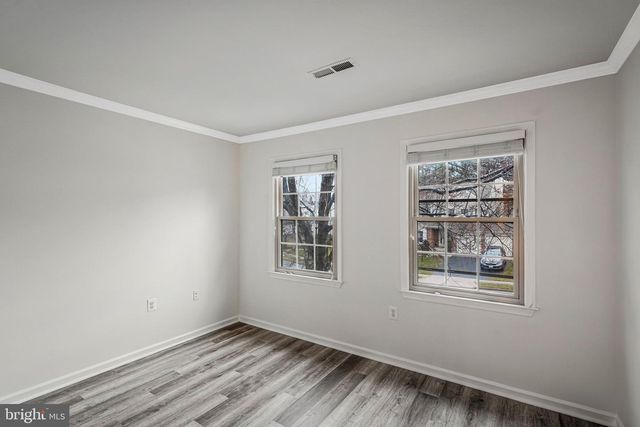 13141 LADYBANK LN, Herndon, VA 20171