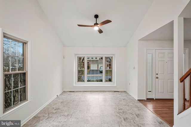 13141 LADYBANK LN, Herndon, VA 20171