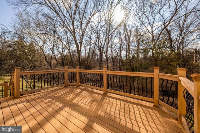 13141 LADYBANK LN, Herndon, VA 20171