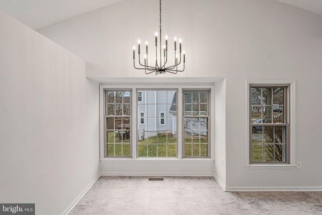 13141 LADYBANK LN, Herndon, VA 20171