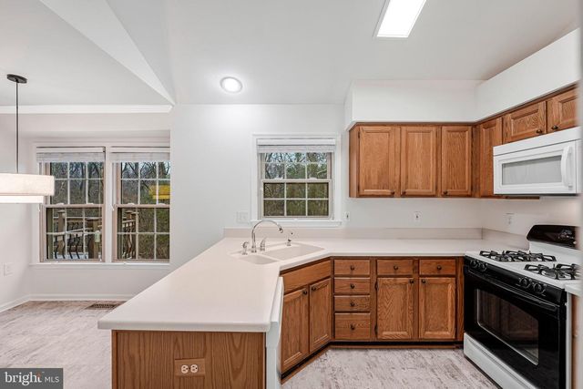 13141 LADYBANK LN, Herndon, VA 20171