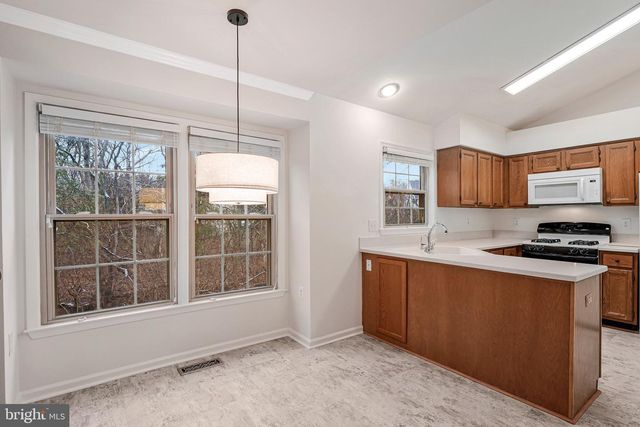 13141 LADYBANK LN, Herndon, VA 20171