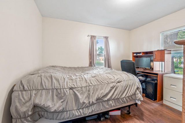 1227 PERROT STREET, Green Bay, WI 54302