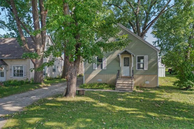 1227 PERROT STREET, Green Bay, WI 54302