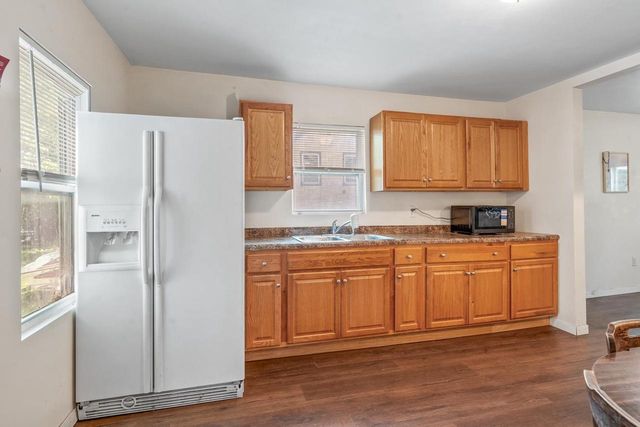 1227 PERROT STREET, Green Bay, WI 54302
