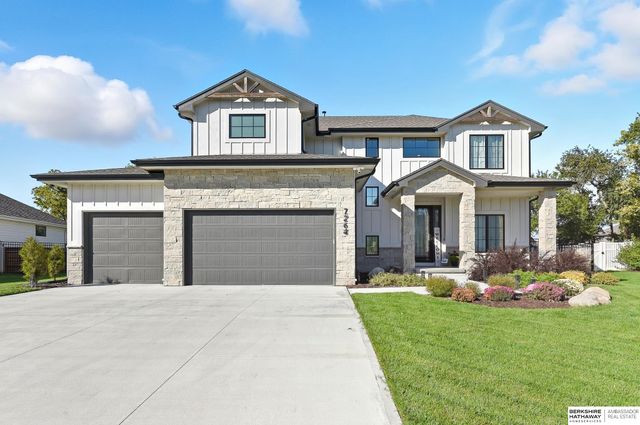 7264 Von Street, Papillion, NE 68046
