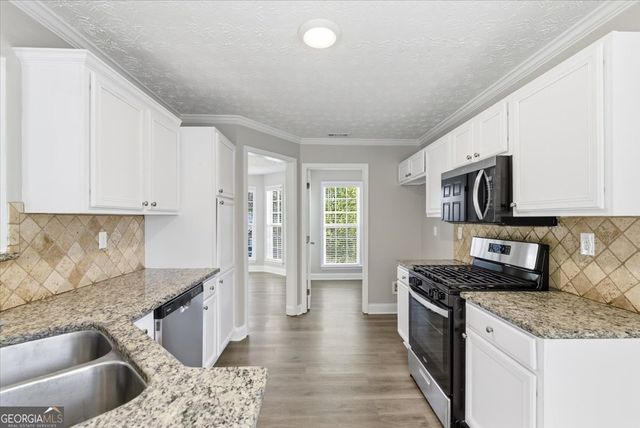 150 Blue Smoke Trail, Hampton, GA 30228