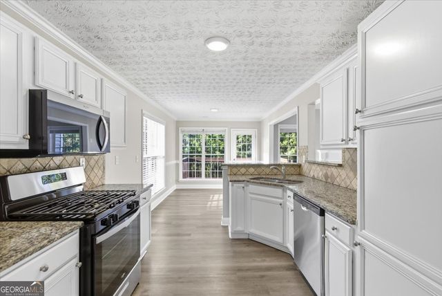 150 Blue Smoke Trail, Hampton, GA 30228