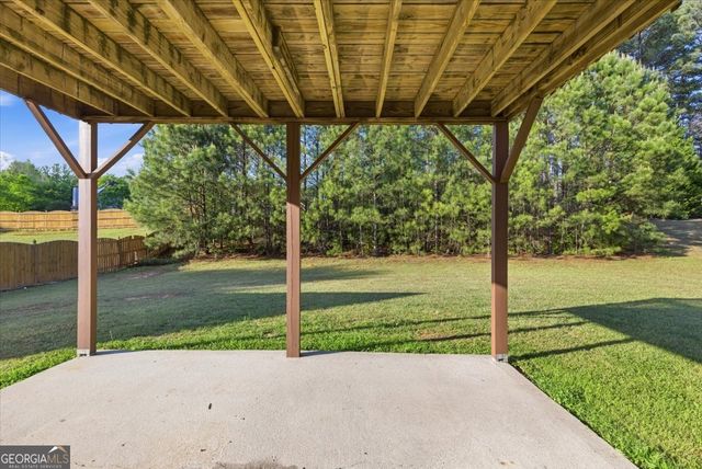 150 Blue Smoke Trail, Hampton, GA 30228