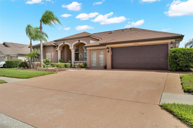 22523 WILLOW LAKES DRIVE, Lutz, FL 33549