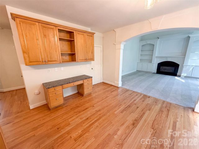 10124 Windtree Lane, Charlotte, NC 28215