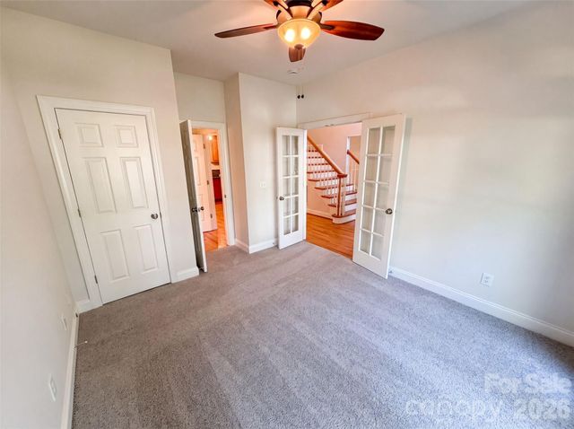 10124 Windtree Lane, Charlotte, NC 28215