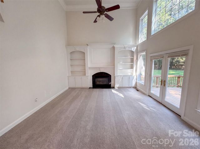 10124 Windtree Lane, Charlotte, NC 28215