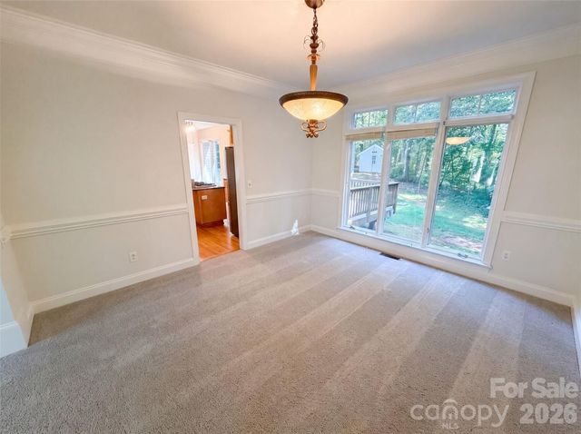 10124 Windtree Lane, Charlotte, NC 28215