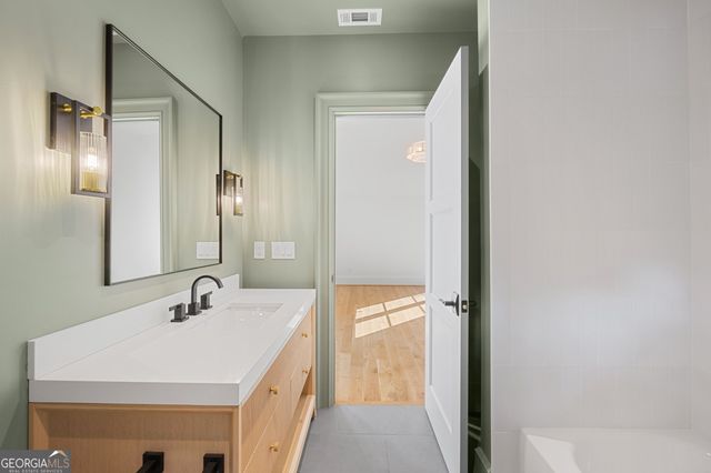 1737 Lenox Road NE, Atlanta, GA 30306