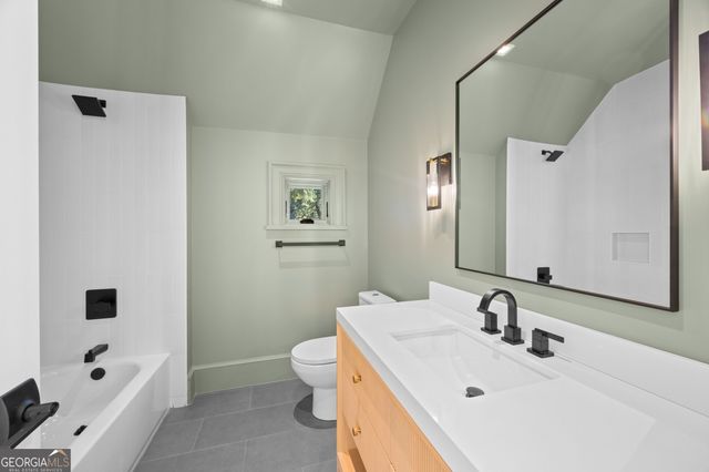 1737 Lenox Road NE, Atlanta, GA 30306