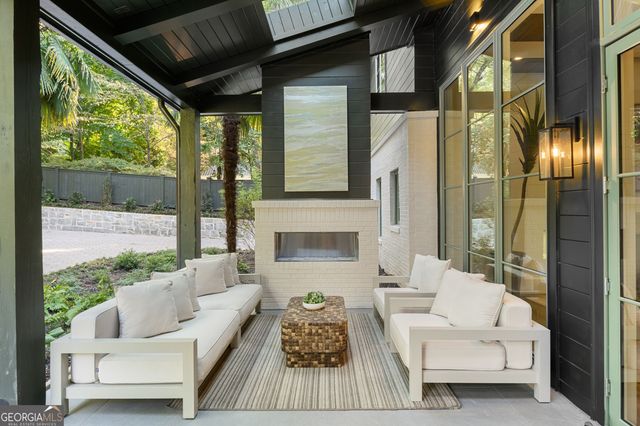 1737 Lenox Road NE, Atlanta, GA 30306