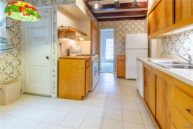 316 Arlington Avenue, Syracuse, NY 13207