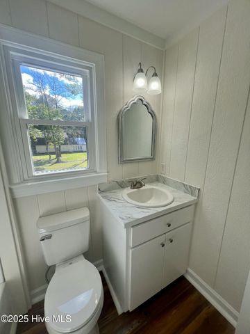 2443 Creekside Road, Kinston, NC 28504