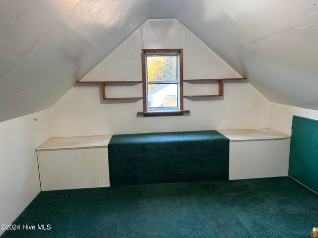 2443 Creekside Road, Kinston, NC 28504