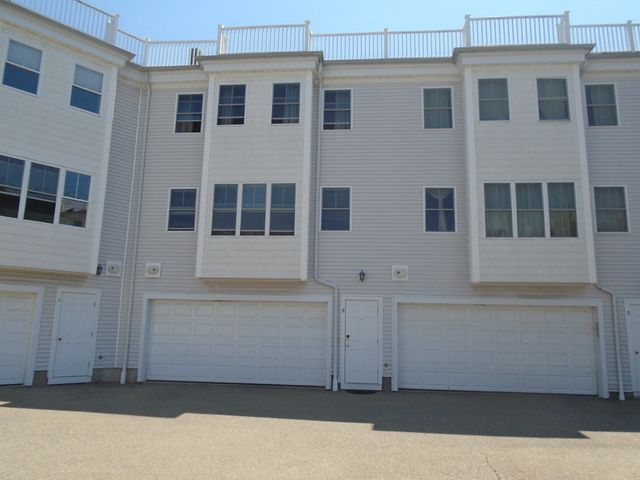909 Washington Street 8, Norwood, MA 02062