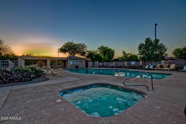 2442 E Pony Lane, Gilbert, AZ 85295