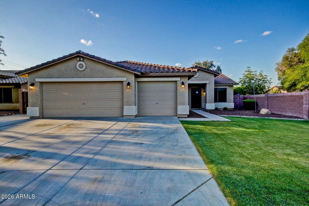 2442 E Pony Lane, Gilbert, AZ 85295
