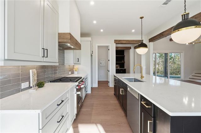 157 PALISADE Drive, Rydal, GA 30171