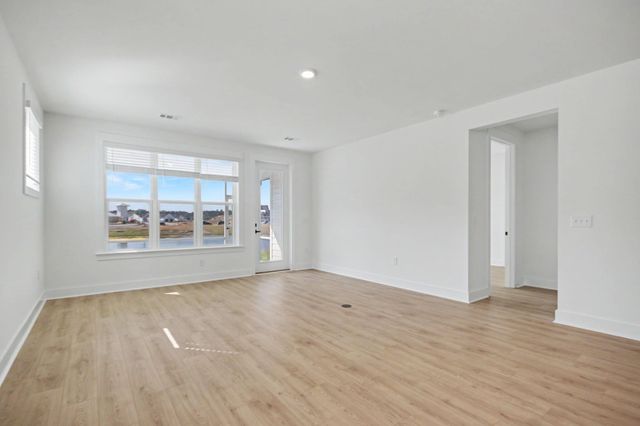 3084 Claredon St, Longs, SC 29568