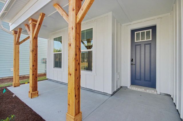 3084 Claredon St, Longs, SC 29568