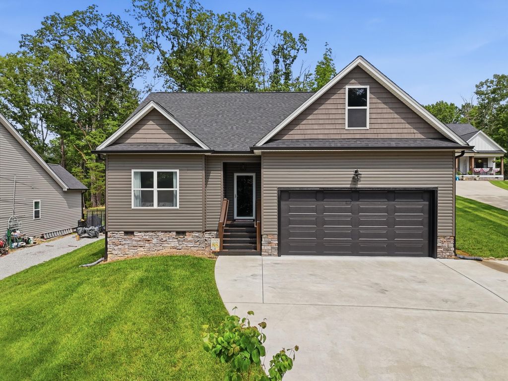 9334 Barbee Road, Soddy Daisy, TN 37379