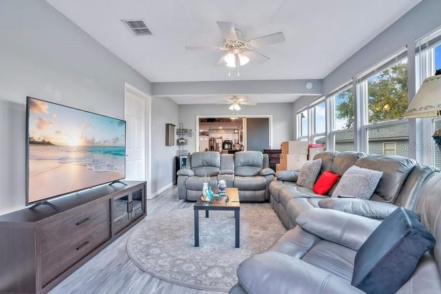 50989 HIGHWAY 27 312, Davenport, FL 33897