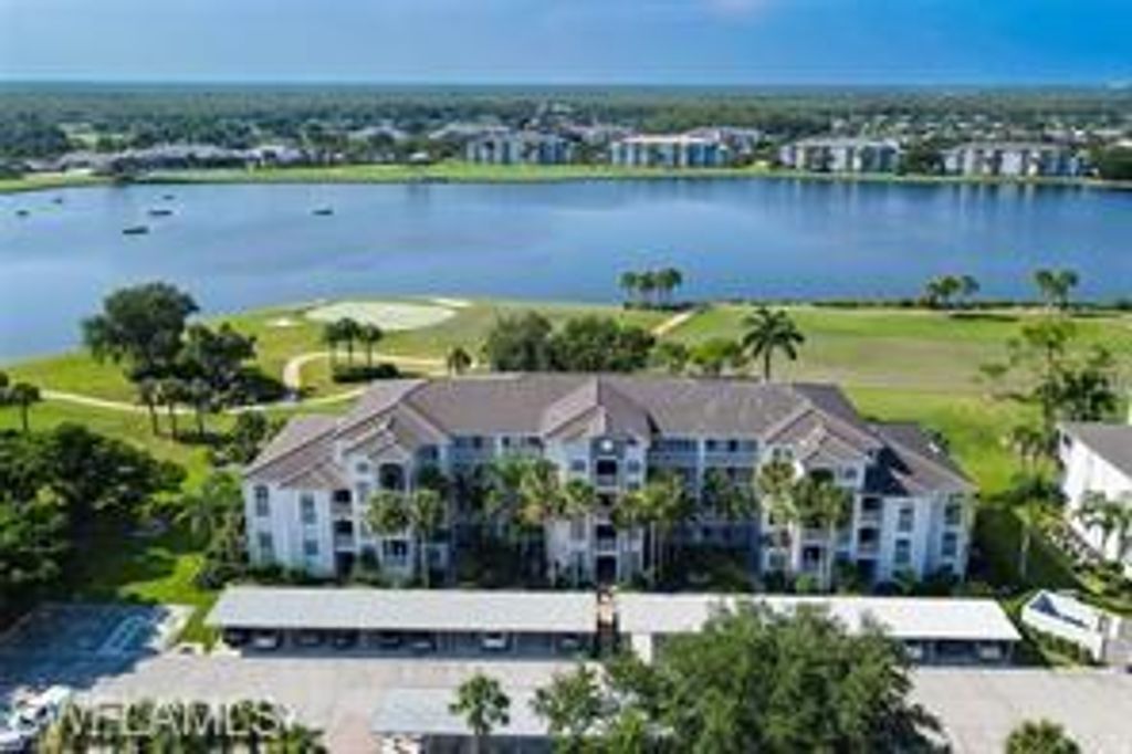 8076 Queen Palm LN 412, FORT MYERS, FL 33966 — exterior